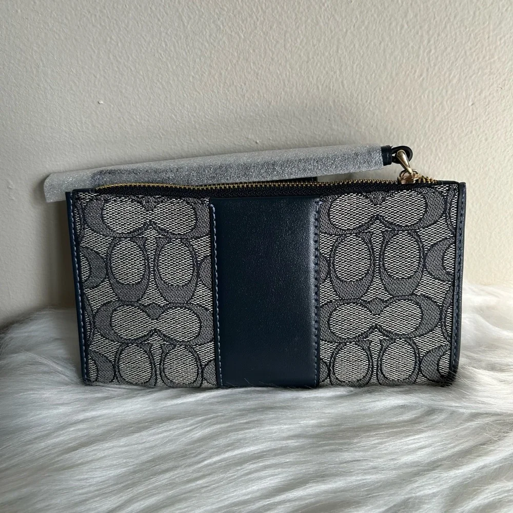 Coach Phone Wallet Midnight Navy Signature Jacquard Leather‎ C6995 New